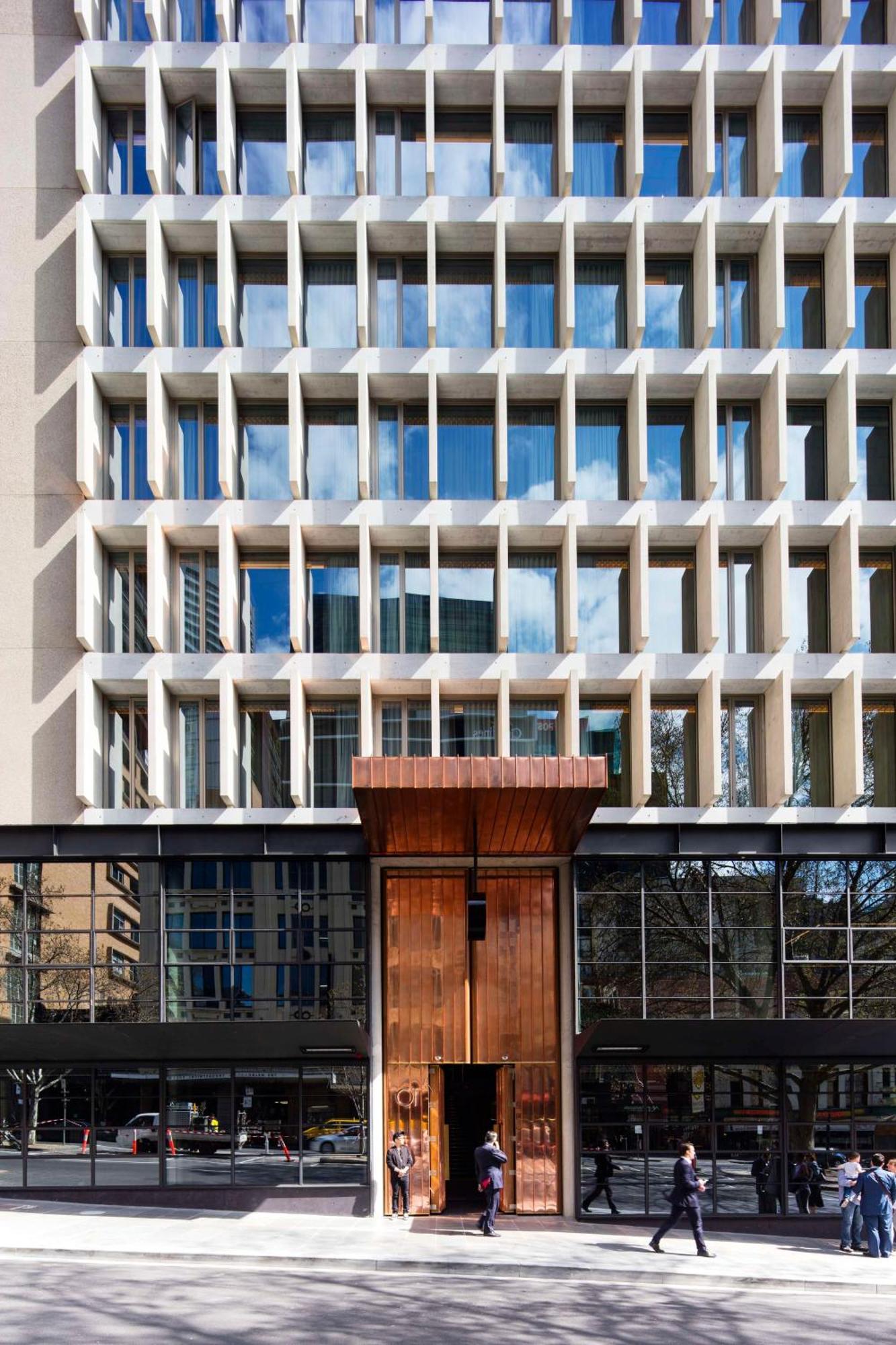 Qt Melbourne Hotel Exterior photo The main entrance to the new building